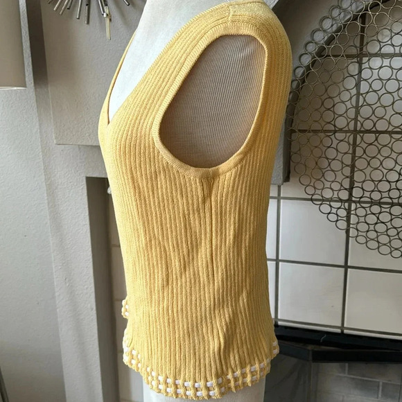 St. John Sport yellow knit tank top with double white bottom ribbon wool size XL - Picture 6 of 9